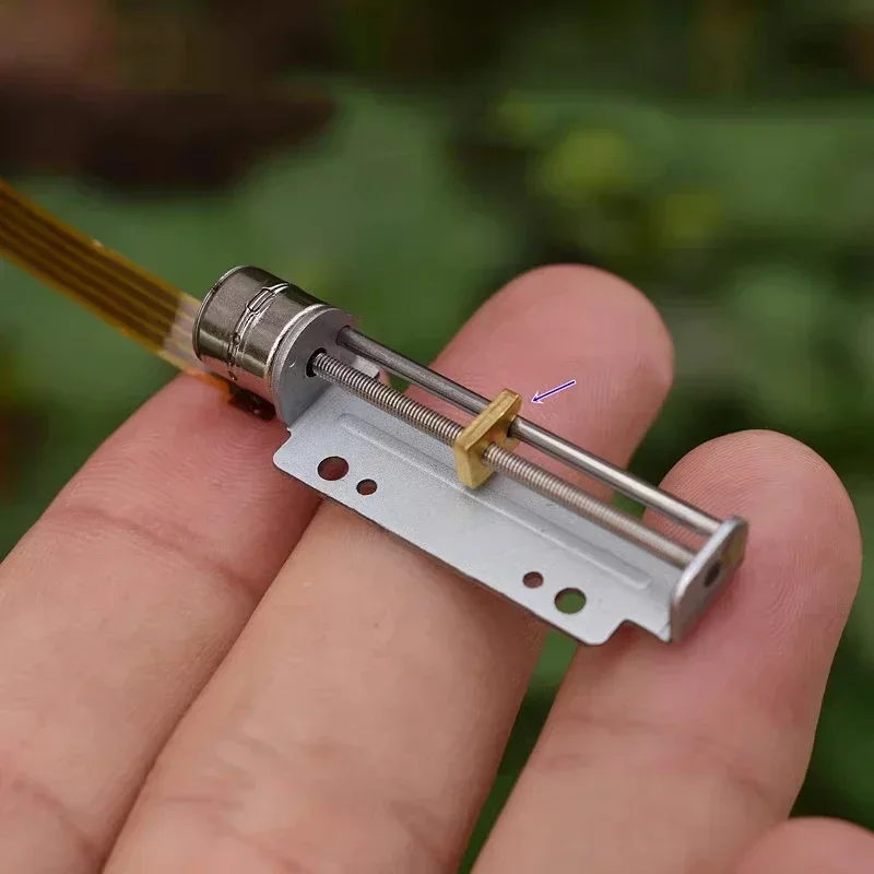 Mini Tiny 8mm 2-Phase 4-Wire L - огляд і ціна Lead Screw 8Mm